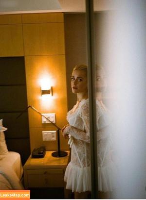 Kiernan Shipka photo #1653