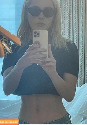 Kiernan Shipka photo #1728