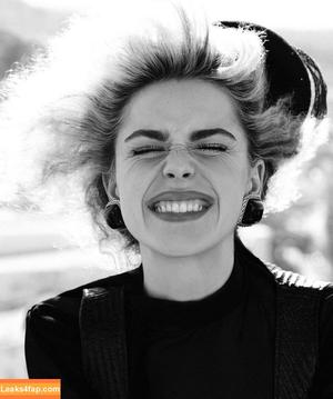 Kiernan Shipka photo #1804