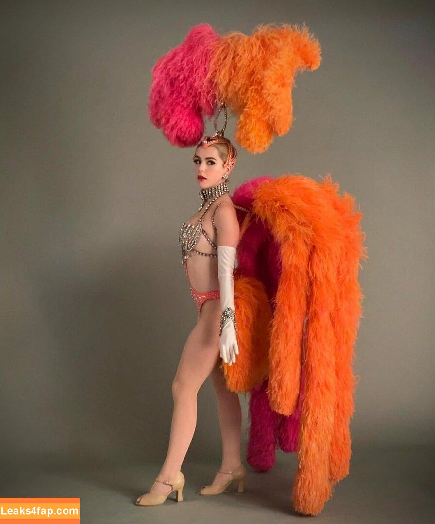 Kiernan Shipka / AdventuresSabrina / kiernanshipka leaked photo photo #2778