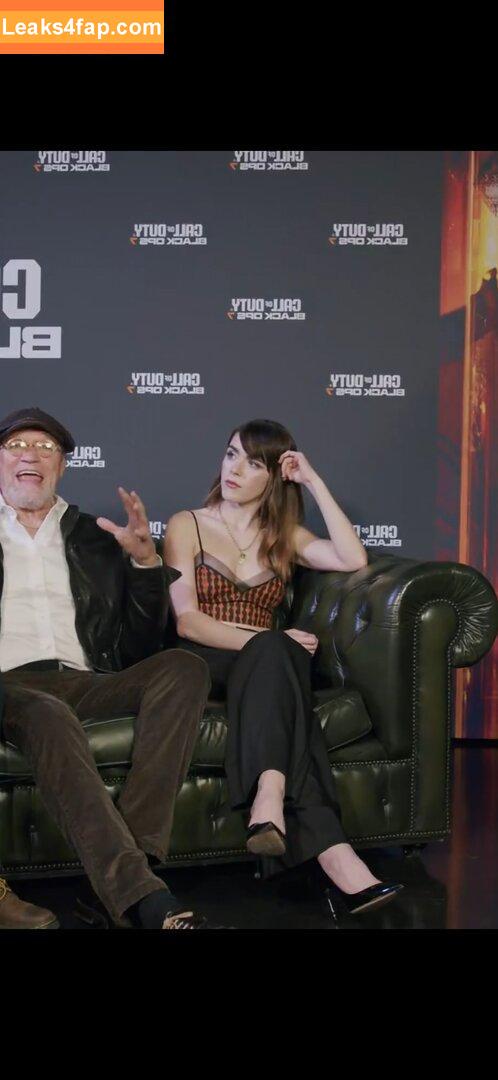 Kiernan Shipka / AdventuresSabrina / kiernanshipka слитое фото фото #2809