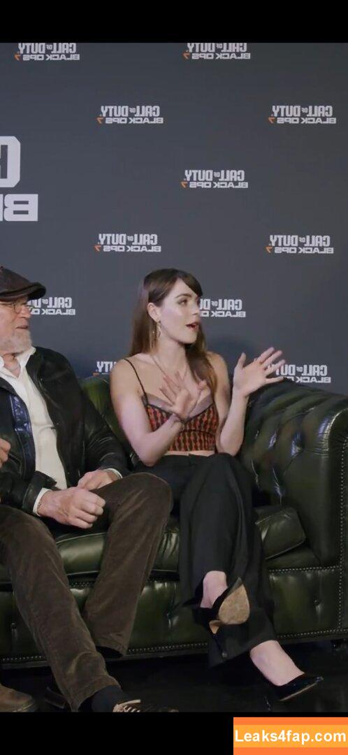 Kiernan Shipka / AdventuresSabrina / kiernanshipka слитое фото фото #2816