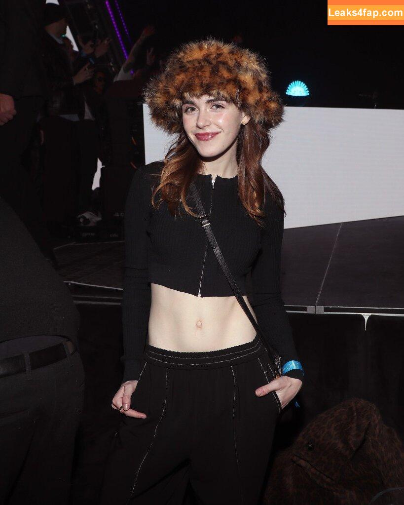 Kiernan Shipka / AdventuresSabrina / kiernanshipka слитое фото фото #2926