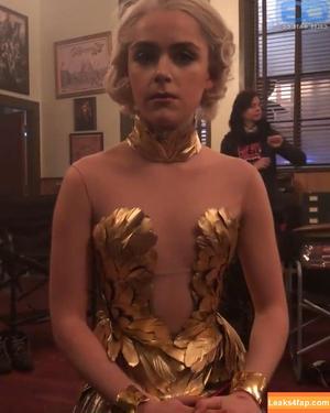 Kiernan Shipka photo #2726