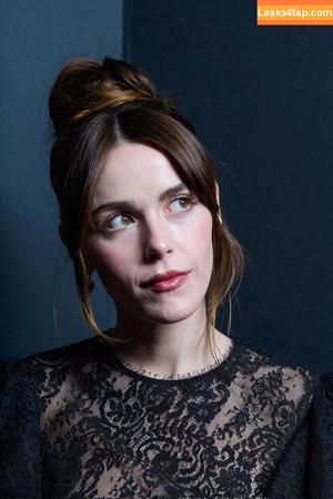 Kiernan Shipka photo #2916