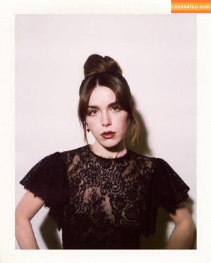 Kiernan Shipka photo #2927