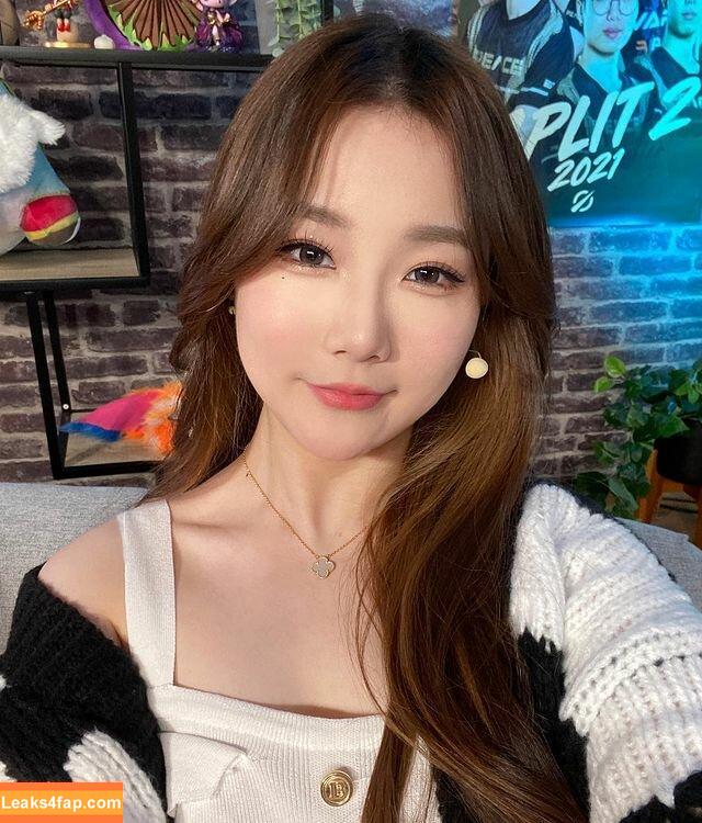Kiittwy / Athena leaked photo photo #0004