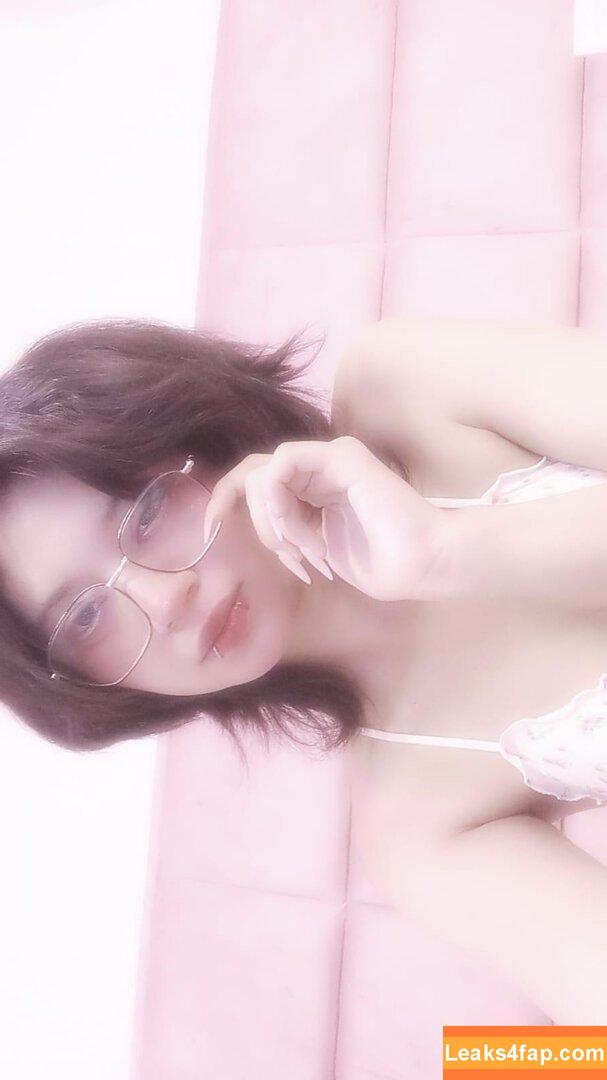 KiittyGang / Kitty_Gang / kiitty_gang leaked photo photo #0009