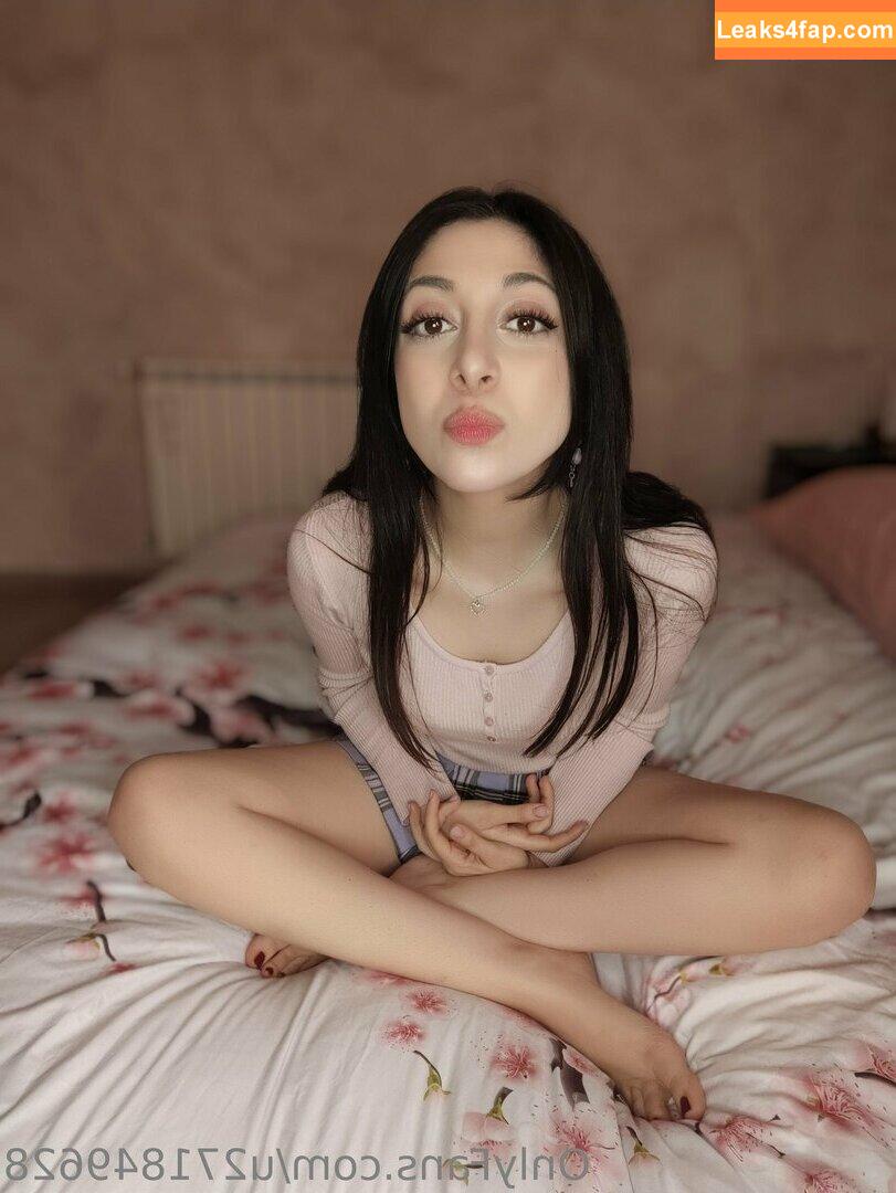 kiki_asmr_ / Kiki Asmr / kikiasmr leaked photo photo #0066