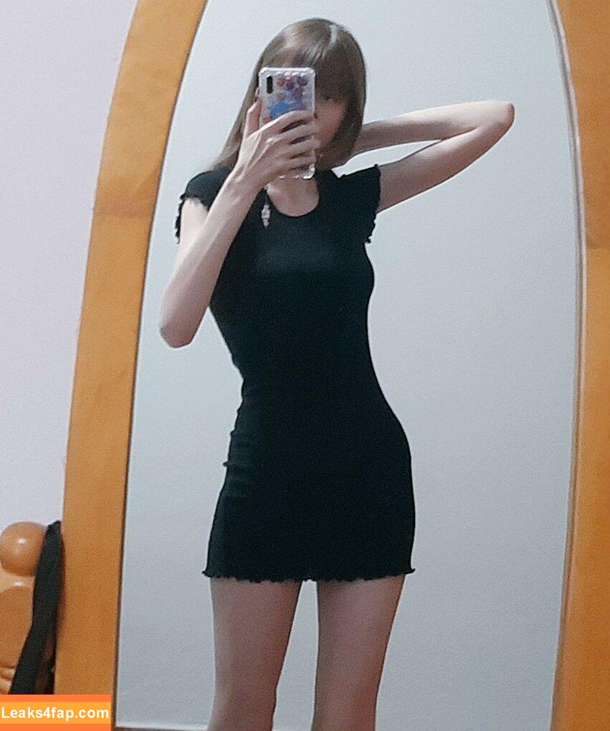 Kiki Glitter Cosplay / KikiGlitterCos / kiki_glitter_cosplay / kikifitcosplay слитое фото фото #0016