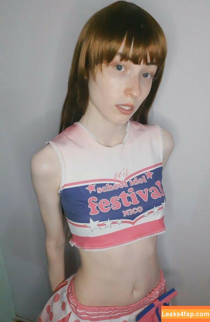 Kiki Glitter Cosplay / KikiGlitterCos / kiki_glitter_cosplay / kikifitcosplay слитое фото фото #0034