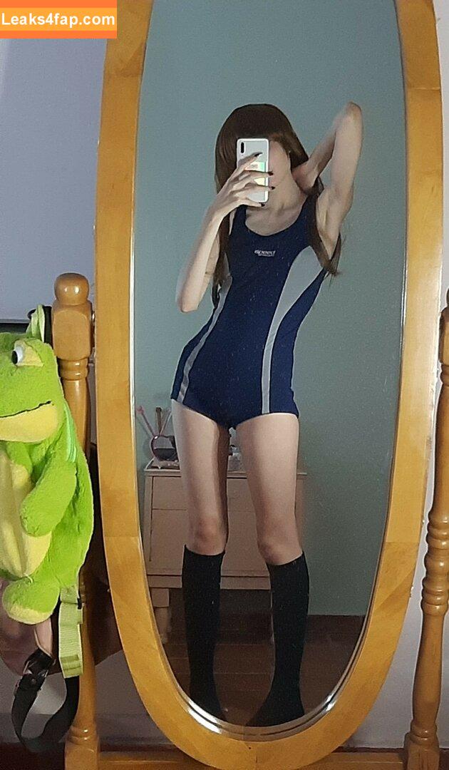 Kiki Glitter Cosplay / KikiGlitterCos / kiki_glitter_cosplay / kikifitcosplay leaked photo photo #0059