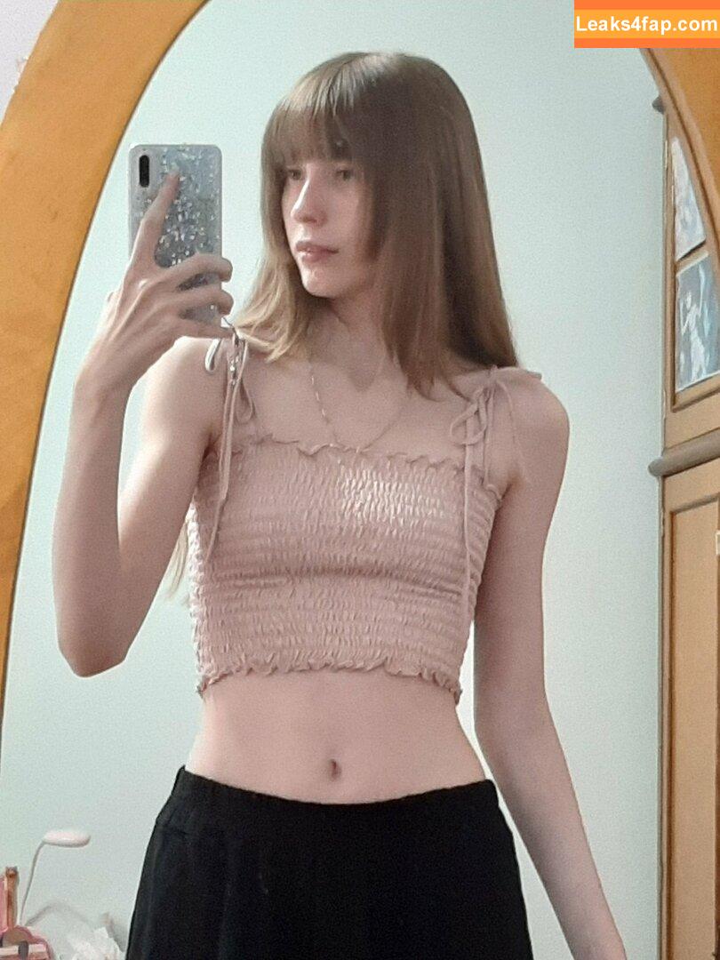 Kiki Glitter Cosplay / KikiGlitterCos / kiki_glitter_cosplay / kikifitcosplay слитое фото фото #0113