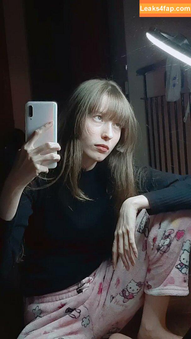 Kiki Glitter Cosplay / KikiGlitterCos / kiki_glitter_cosplay / kikifitcosplay leaked photo photo #0301
