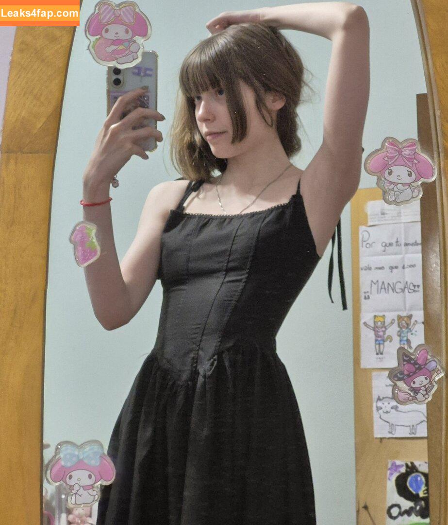 Kiki Glitter Cosplay / KikiGlitterCos / kiki_glitter_cosplay / kikifitcosplay слитое фото фото #0357