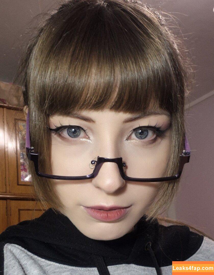 Kiki Glitter Cosplay / KikiGlitterCos / kiki_glitter_cosplay / kikifitcosplay leaked photo photo #0385