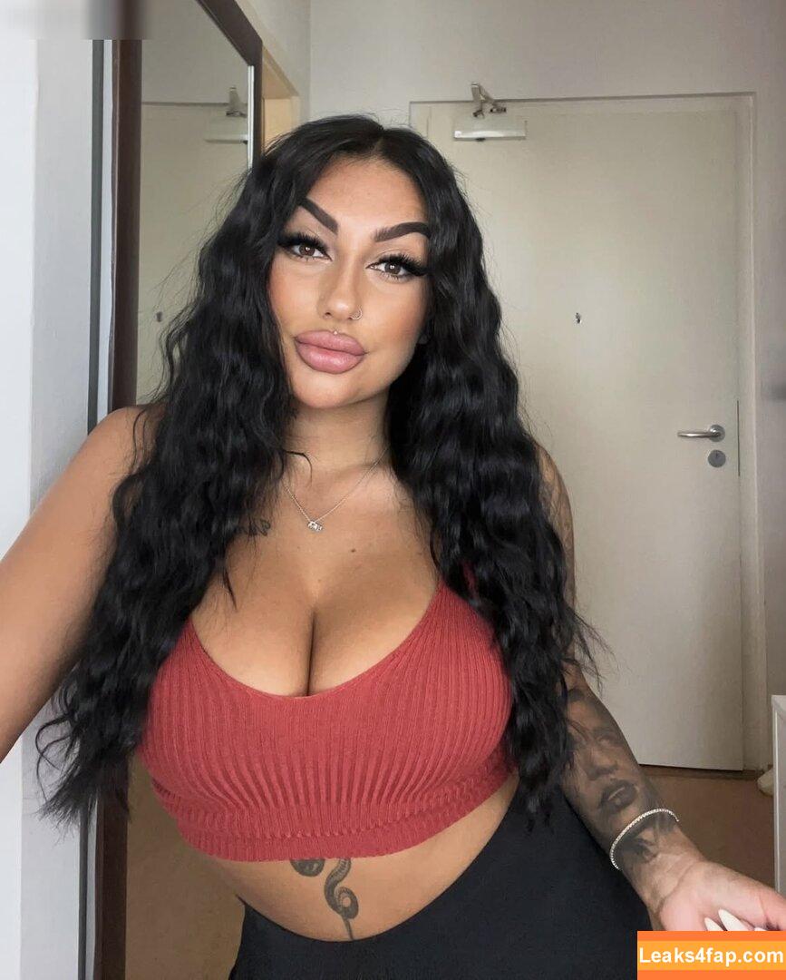 Kikka_93_calabrese free nudes