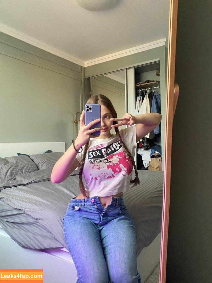 Kiko Baka / https: / kikocosplays слитое фото фото #0437