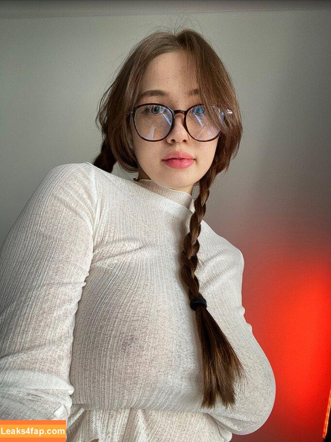 Kiko Baka / https: / kikocosplays leaked photo photo #0594