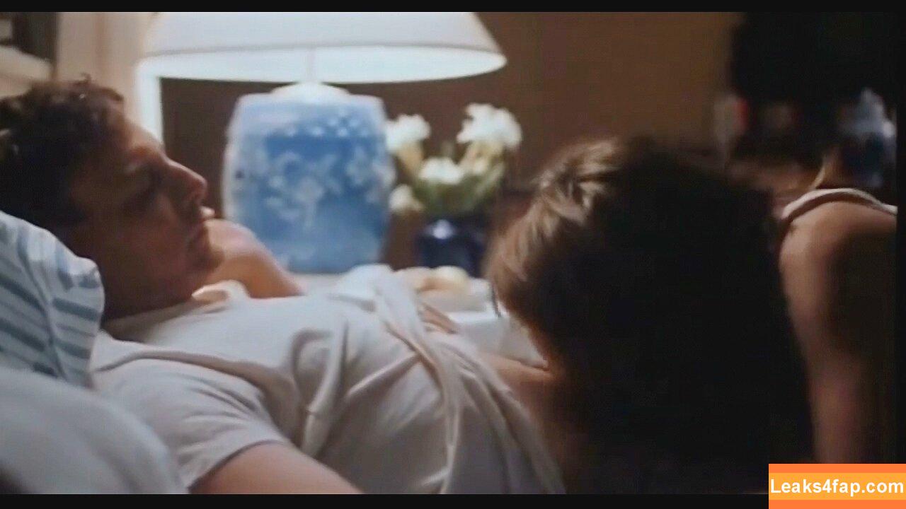 Kim Cattrall / KimCattrall leaked photo photo #0099