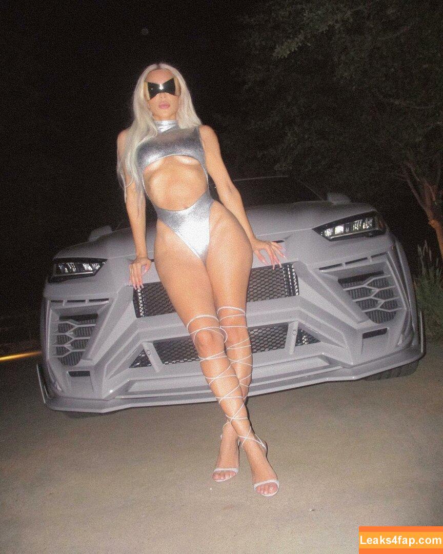 Kim Kardashian / https: / kimkadarshian / kimkardashian leaked photo photo #0209
