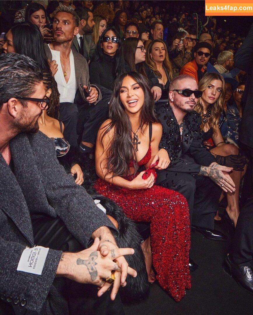 Kim Kardashian / https: / kimkadarshian / kimkardashian leaked photo photo #0494