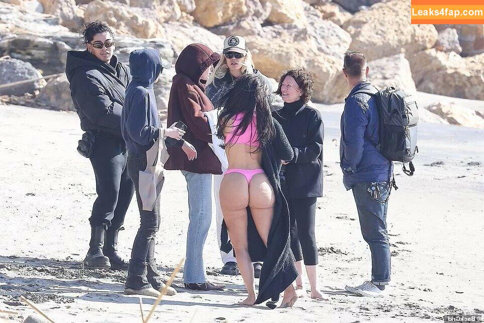 Kim Kardashian / https: / kimkadarshian / kimkardashian leaked photo photo #0555
