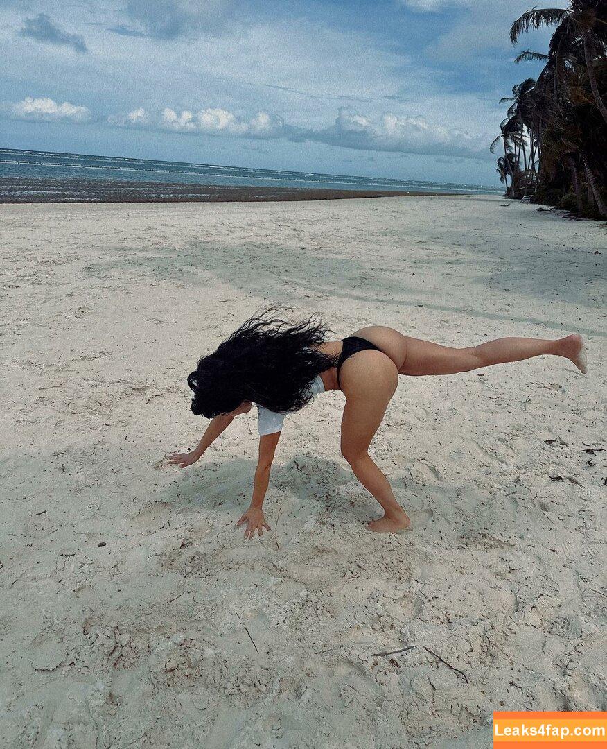 Kim Kardashian / https: / kimkadarshian / kimkardashian leaked photo photo #0821