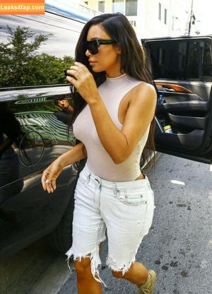 Kim Kardashian photo #0087