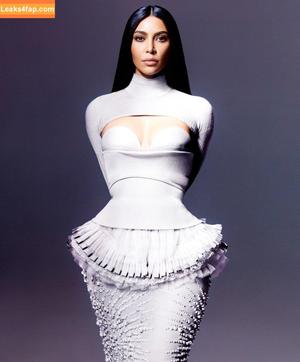 Kim Kardashian photo #0114