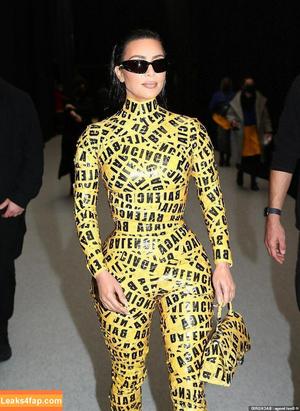 Kim Kardashian photo #0159