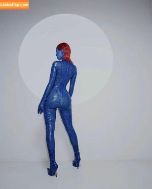 Kim Kardashian photo #0261