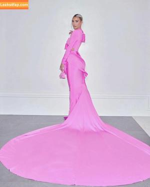 Kim Kardashian photo #0312