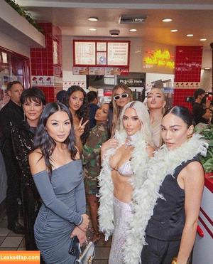Kim Kardashian photo #0338