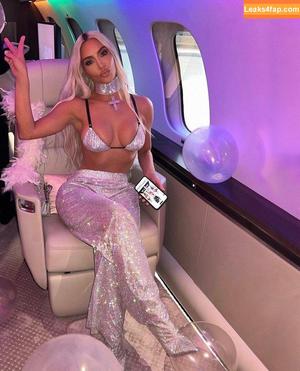 Kim Kardashian photo #0339