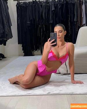 Kim Kardashian photo #0404
