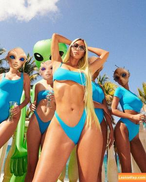 Kim Kardashian photo #0429