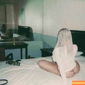 Kim Kardashian photo #0599