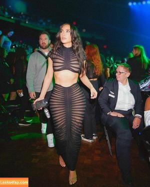 Kim Kardashian photo #0673