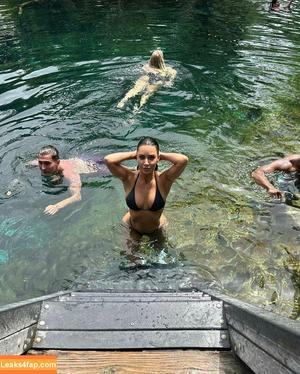 Kim Kardashian photo #0838