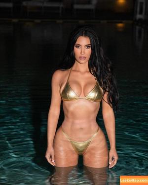 Kim Kardashian photo #0882
