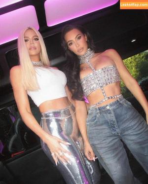Kim Kardashian photo #0896