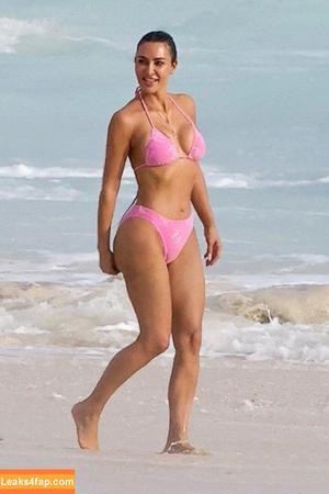 Kim Kardashian photo #0916