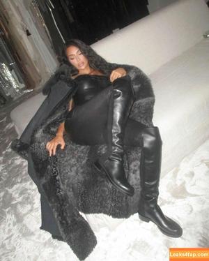 Kim Kardashian photo #0960