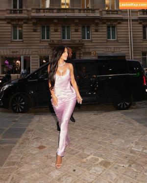Kim Kardashian photo #0994
