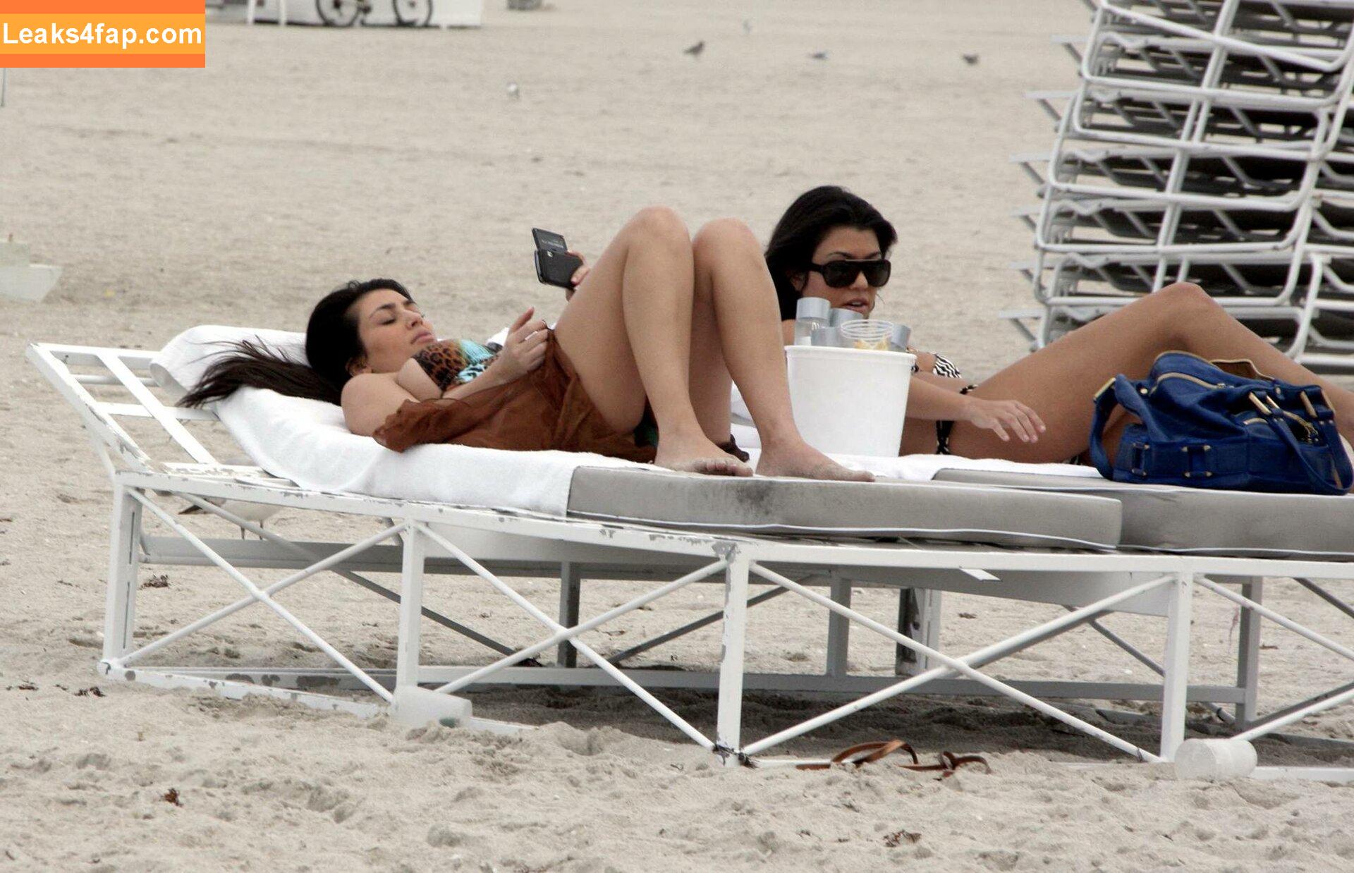 Kim Kardashian / https: / kimkadarshian / kimkardashian leaked photo photo #1460
