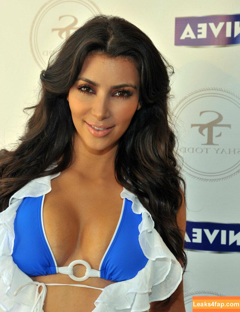Kim Kardashian / https: / kimkadarshian / kimkardashian leaked photo photo #1464