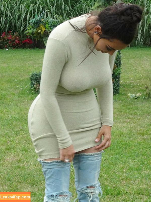 Kim Kardashian / https: / kimkadarshian / kimkardashian слитое фото фото #1502