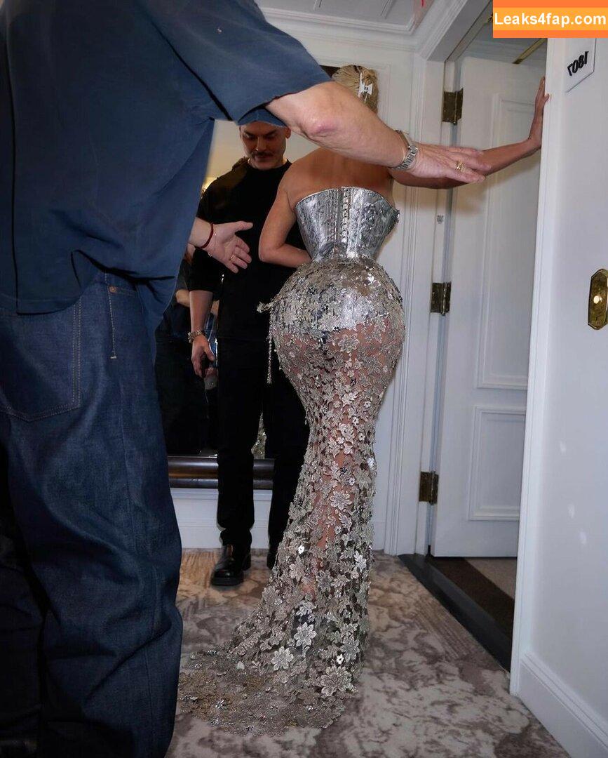 Kim Kardashian / https: / kimkadarshian / kimkardashian leaked photo photo #1779