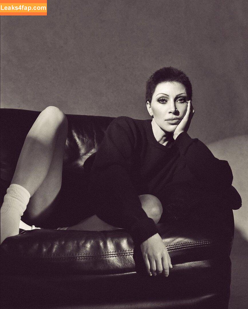 Kim Kardashian / https: / kimkadarshian / kimkardashian leaked photo photo #1934